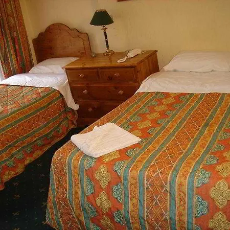Camelot House Hotel